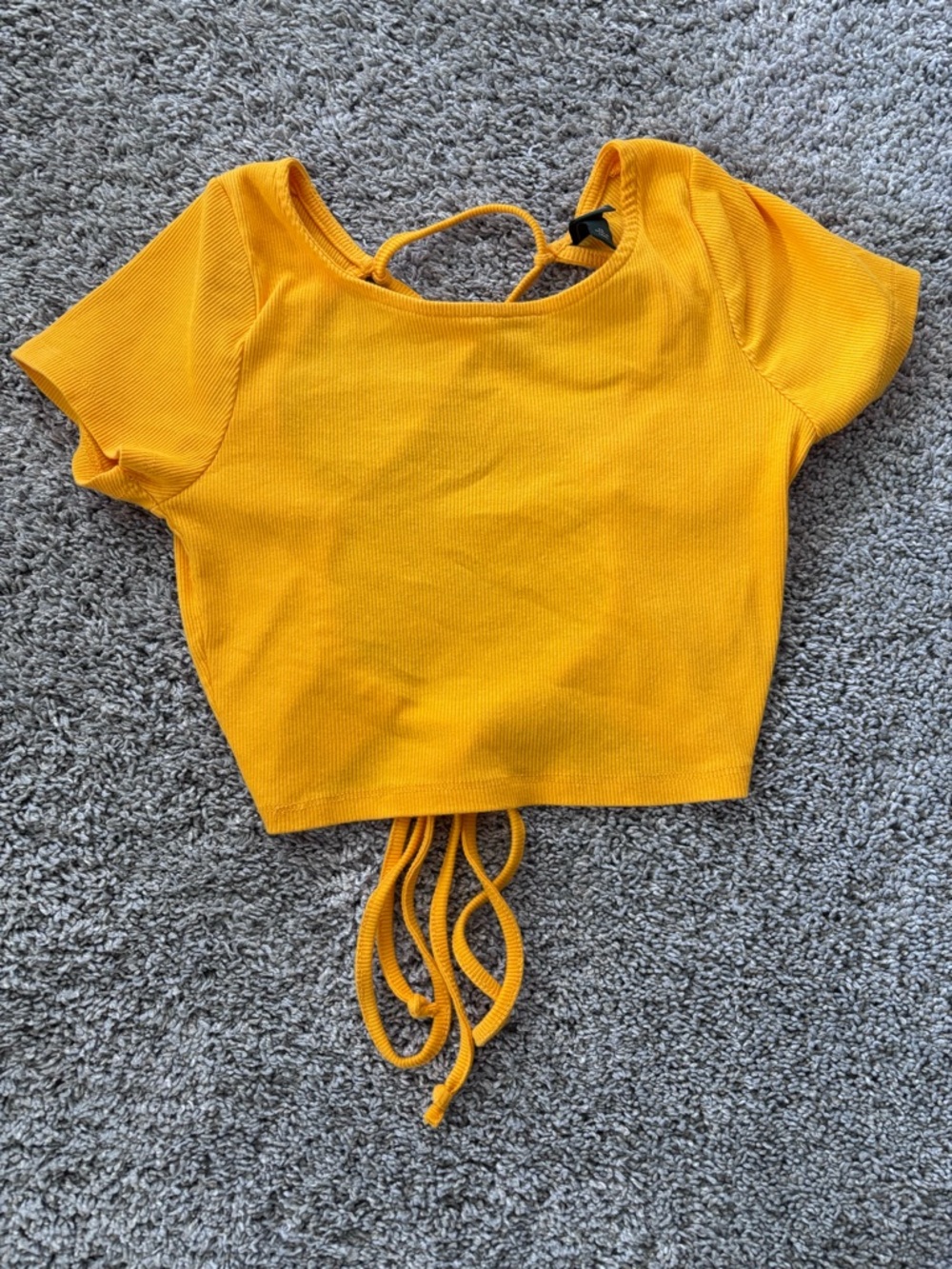 Wild Fable Junior Womens Cropped Open Tie Back Bright Yellow T-Shirt Size XS